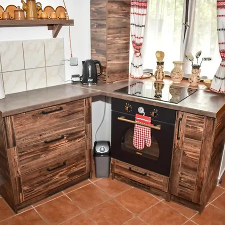 Korkostolo Vendeghazak Appartement *