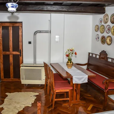 Korkostolo Vendeghazak Apartment *