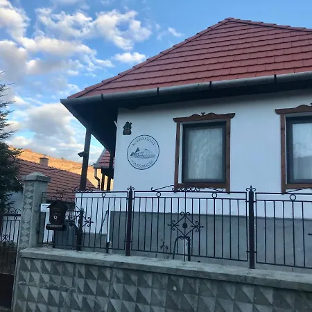 Apartment Korkostolo Vendeghazak