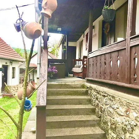 Apartament Korkostolo Vendeghazak *