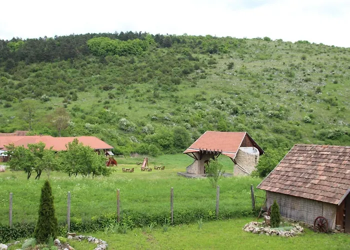 Daire Korkostolo Vendeghazak