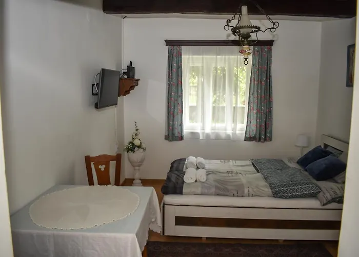 Korkostolo Vendeghazak * Aggtelek